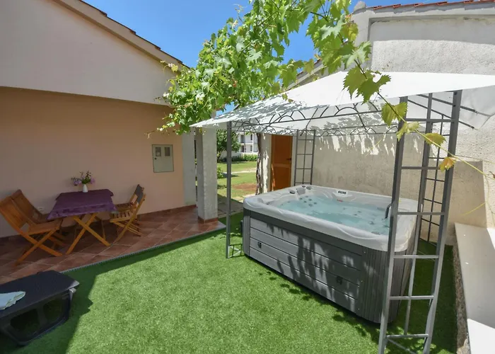 Marko By Interhome Vikendica